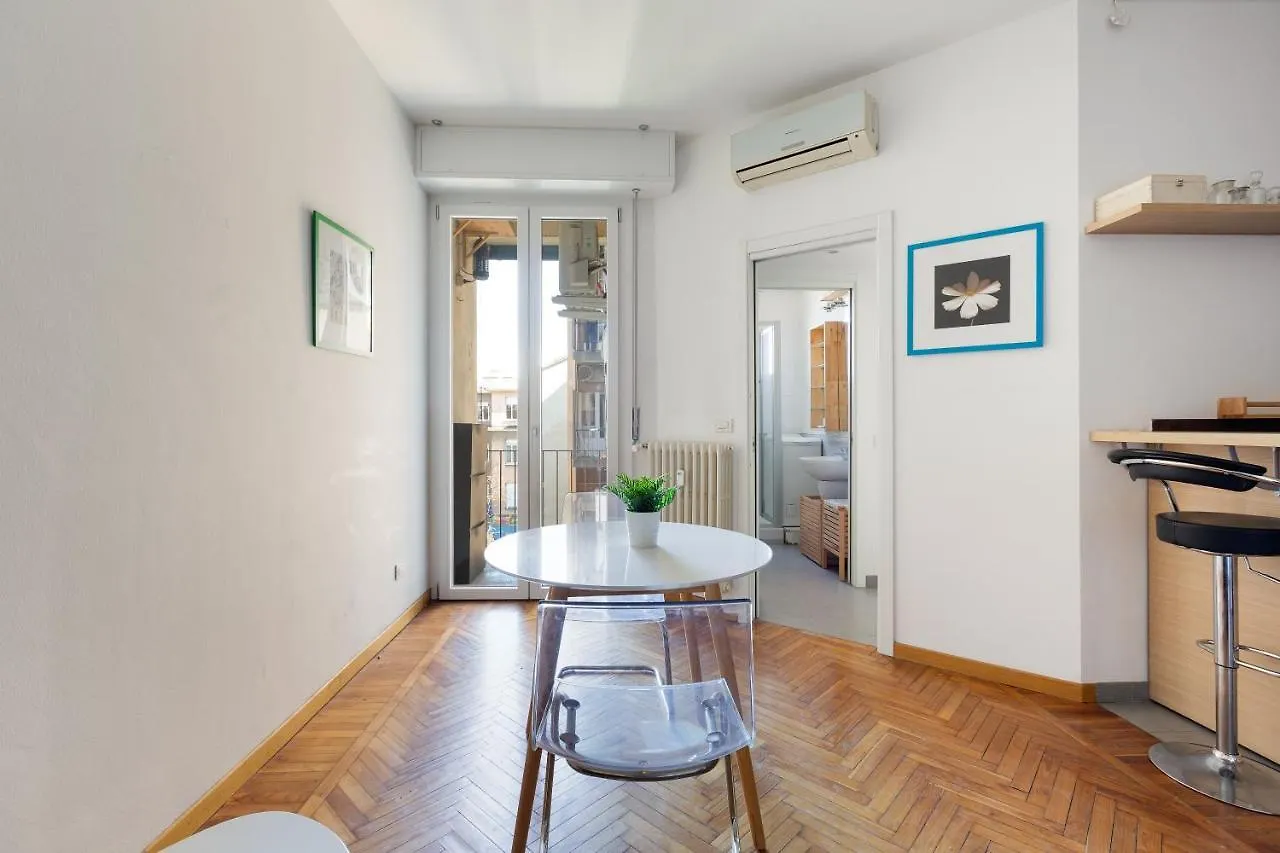 아파트 Savona District Comfy Apt X3 밀라노