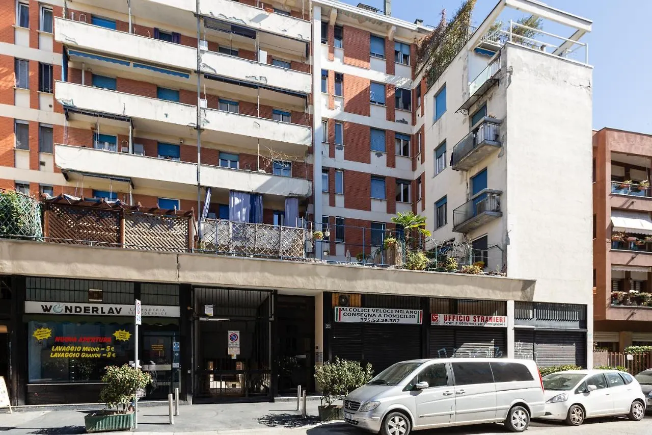 Savona District Comfy Apt X3 밀라노 0*,  이탈리아